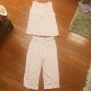BODY TOUCH: PINK AND WHITE PAJAMA SET SIZE M